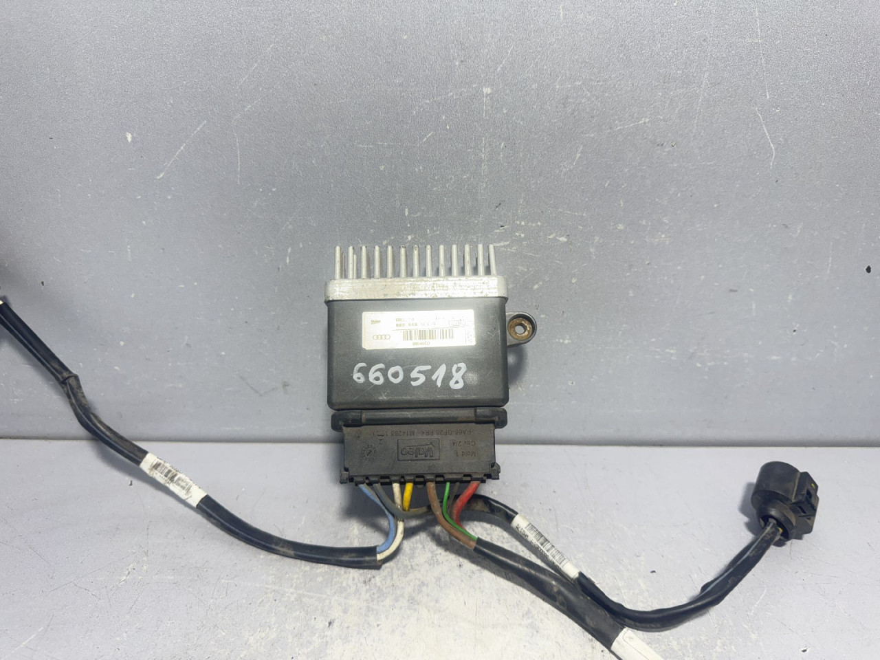 DIJELOVI ELEKTRONIKA MODUL AUDI A4 (B8) > 12-15 2.0 8K0959501G