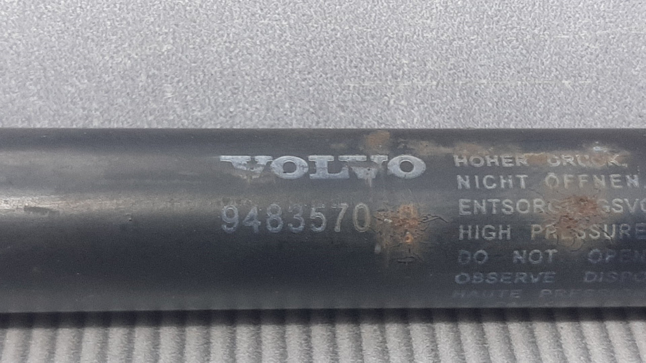 AMORTIZER HAUBE VOLVO S40/V50 > 07-12 9483570