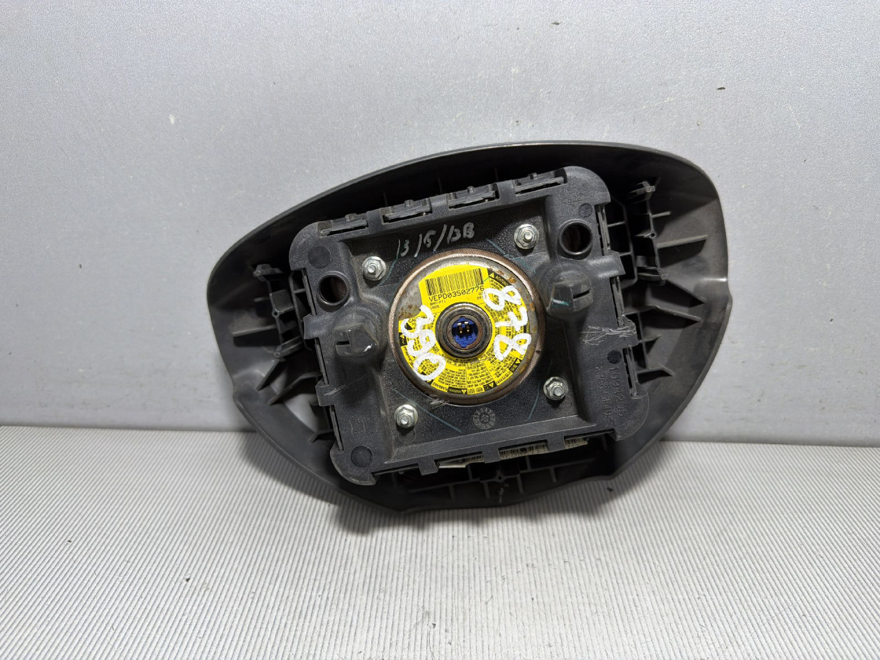 DIJELOVI AIRBAG VOLANA DACIA DUSTER > 10-13 1.5 985107995R