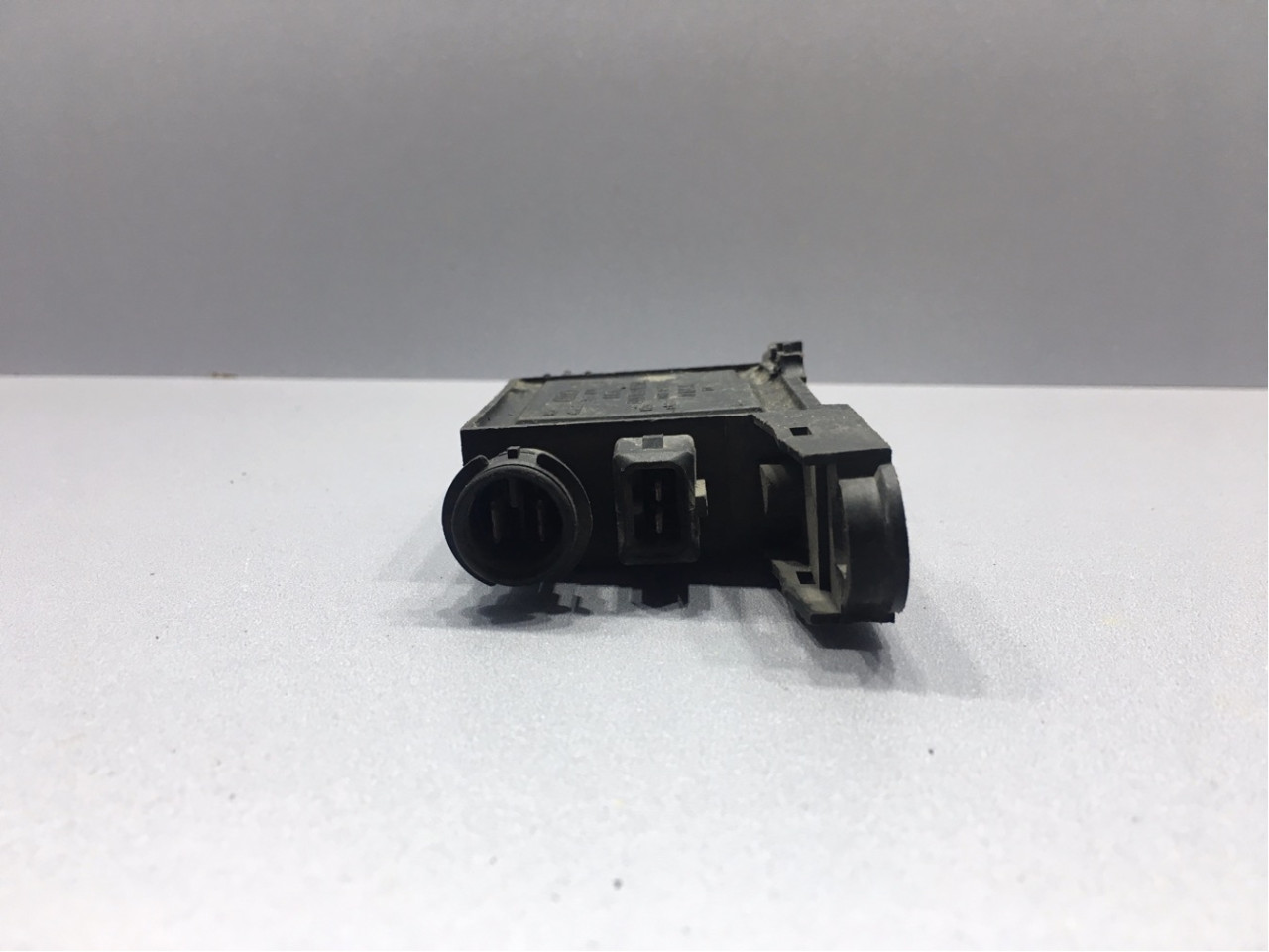DIJELOVI ELEKTRONIKA MODUL AUDI A4 > 99-00 4A0959981A