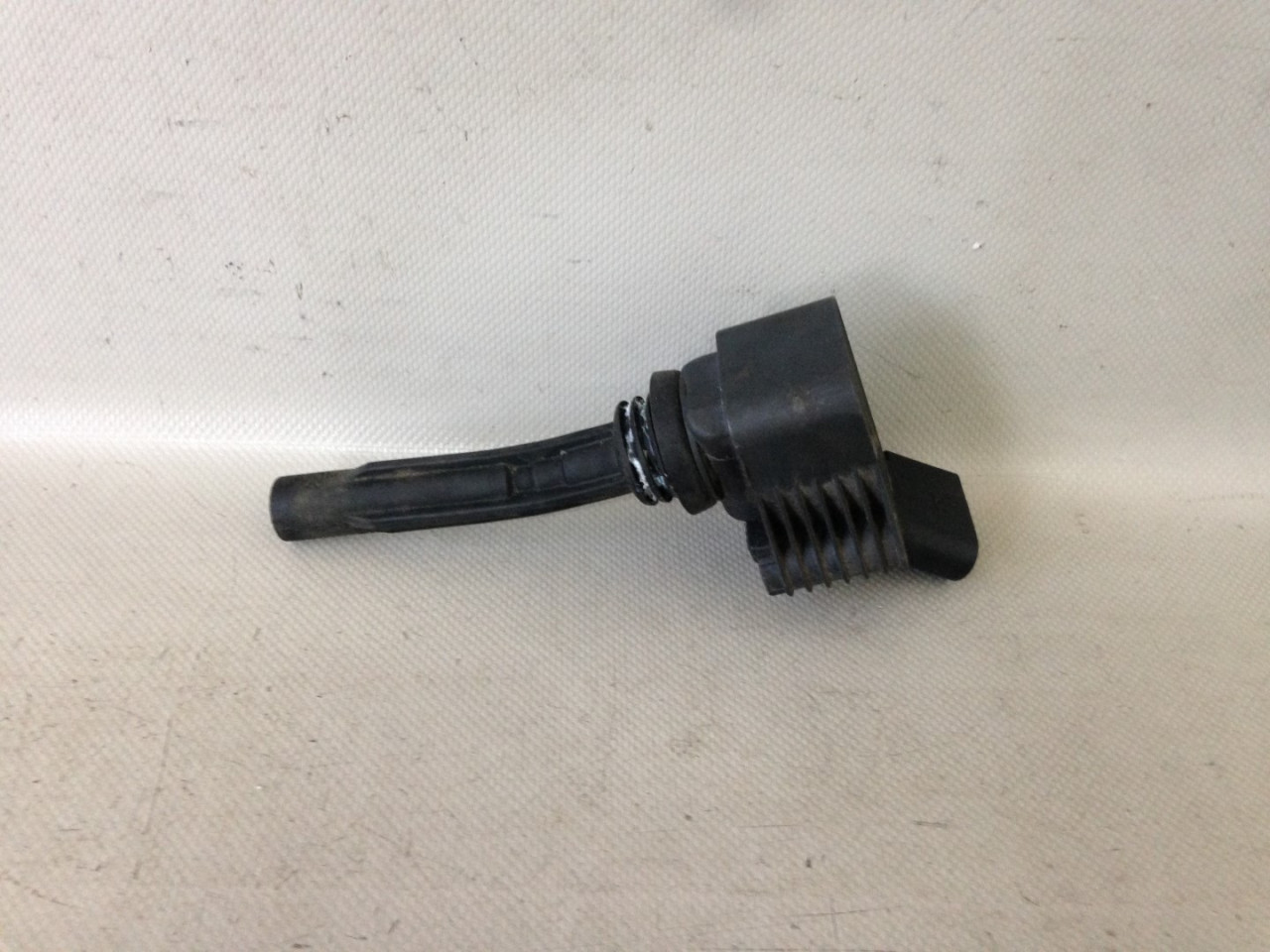 DIJELOVI BOMBINA AUDI A1 > 14- AD122051 04C905110H