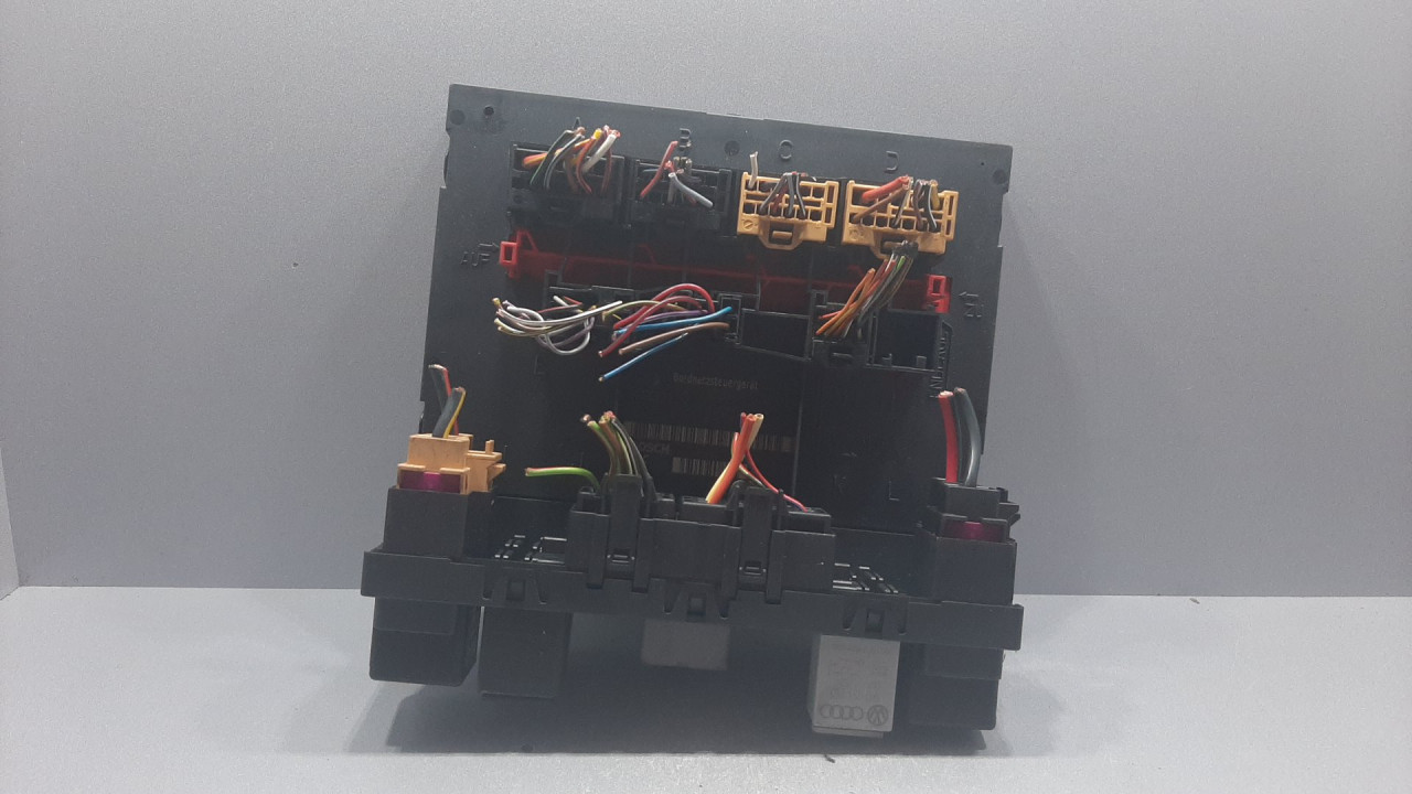 ELEKTRONIKA MODUL VW GOLF 5 > 03-08 3C0937049A