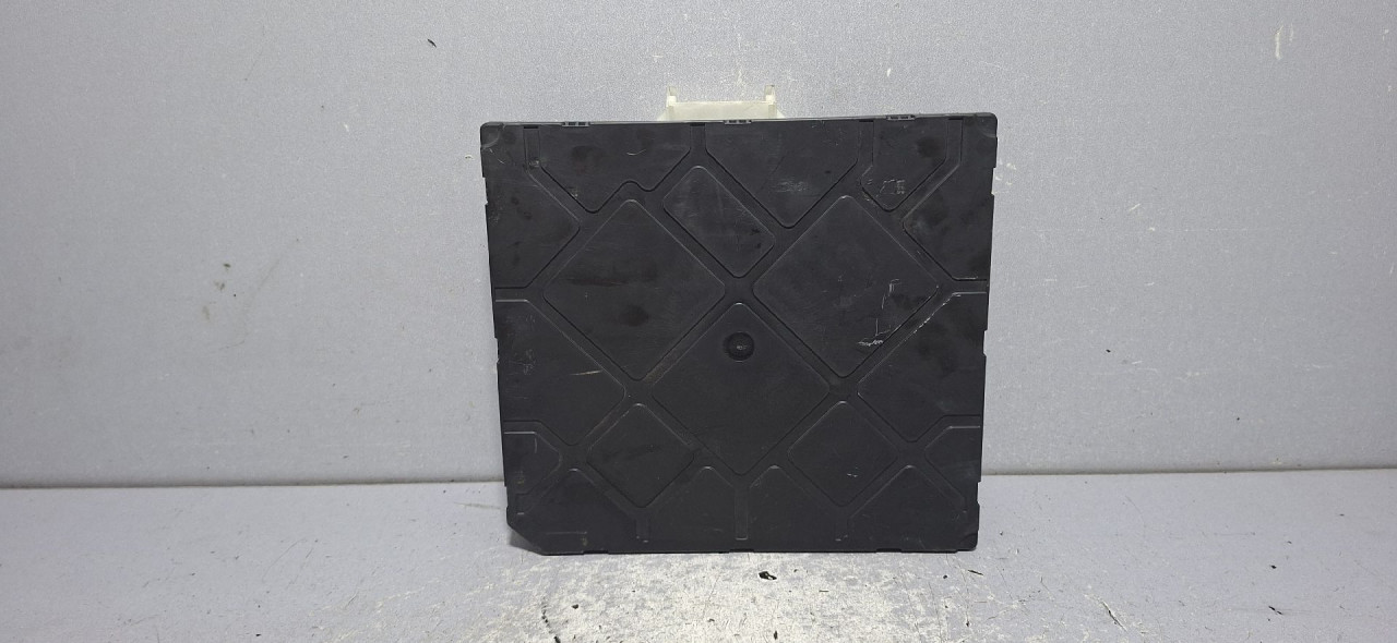 DIJELOVI BCM ELEKTRONIKA SKODA SUPERB > 19- 2.0 5Q0937084DC