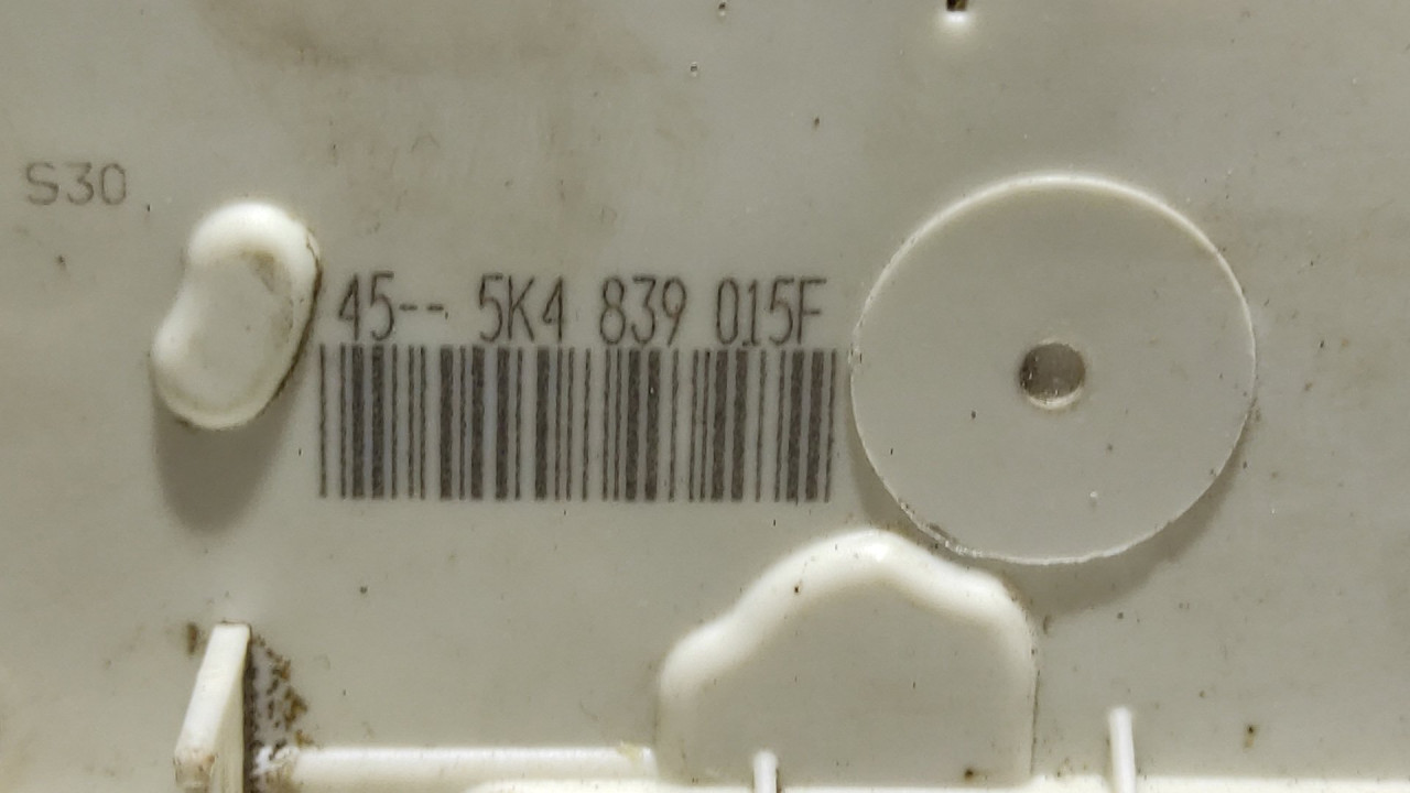 DIJELOVI BRAVA VRATA VW POLO > 09-14 5K4839015F