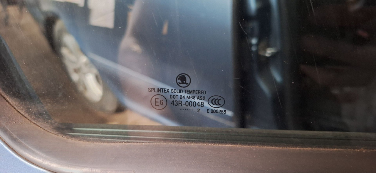 DIJELOVI STAKLO SKODA OCTAVIA > 08-13 1.6