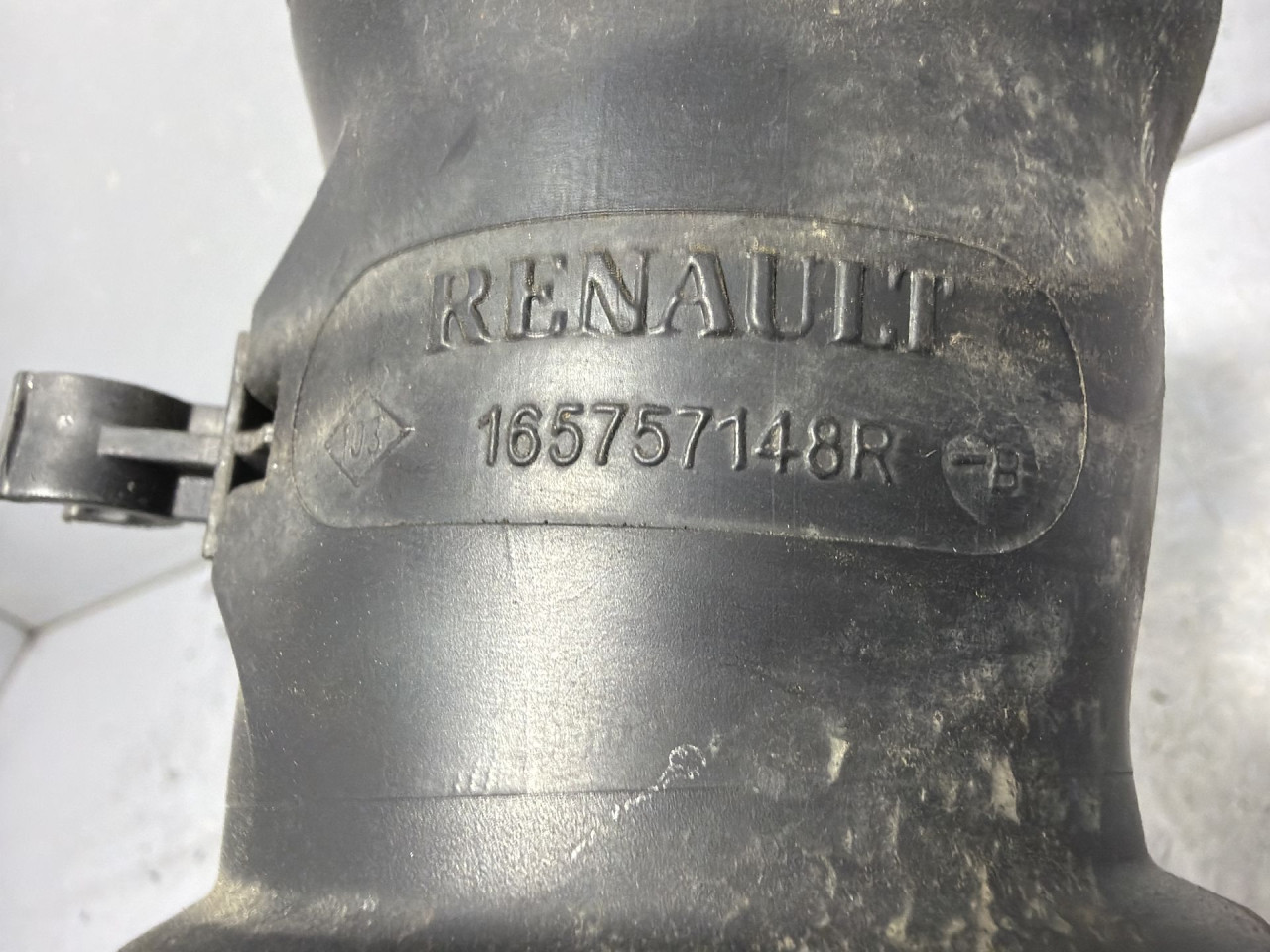 DIJELOVI CRIJEVO DACIA DUSTER > 13-17 1.5 165757148R