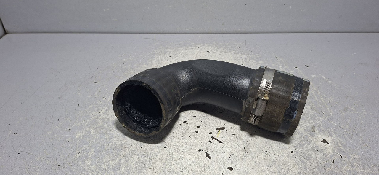 DIJELOVI CRIJEVO INTERKULERA VOLVO V40 > 12-16 2.0 31338572