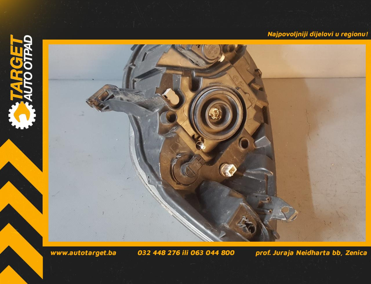 DIJELOVI FAR CITROEN C1 > 09-11 811100H050
