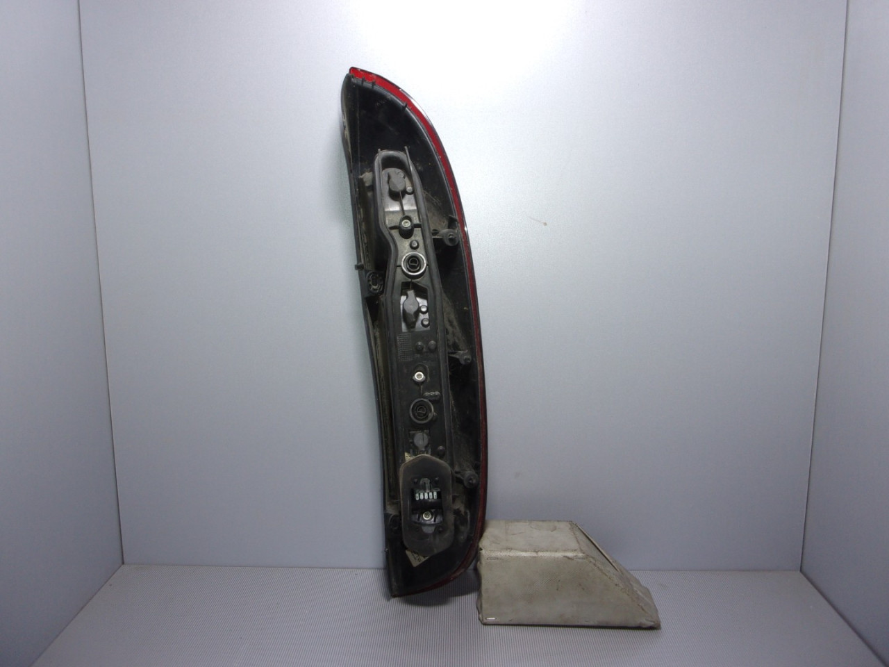 STOP SVJETLO OPEL CORSA C > 00-03 OP030015 09114336