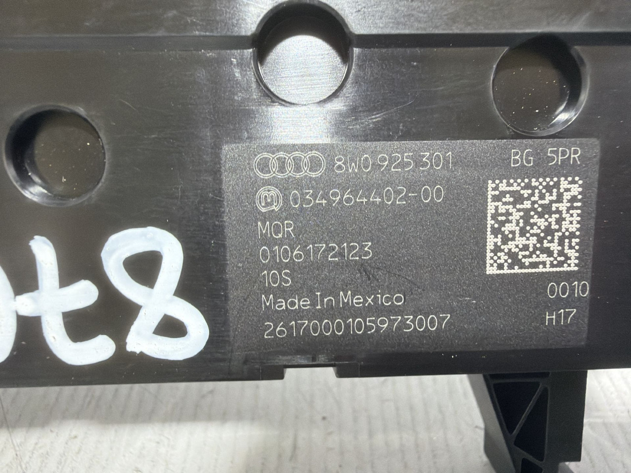 DIJELOVI PREKIDAC AUDI Q5 (FY) > 17 - 20  3.0 8W0925301