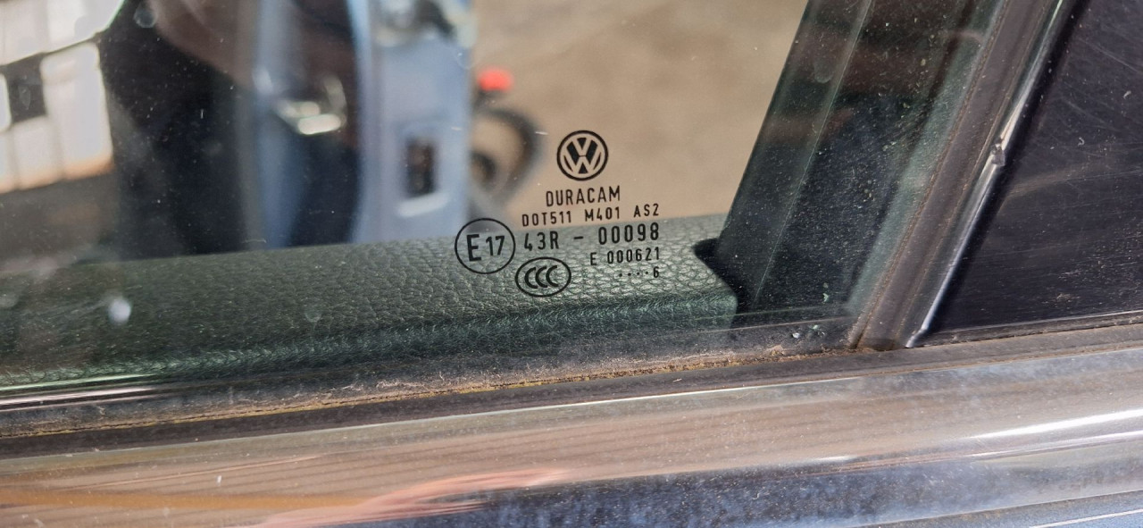 DIJELOVI STAKLO VW PASSAT B8 > 14-19 1.6
