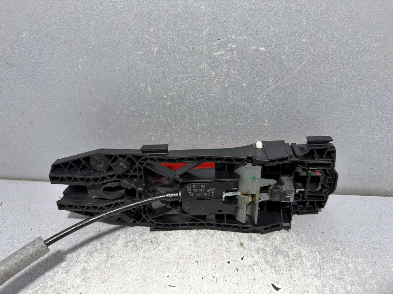DIJELOVI RUCKA VRATA SKODA RAPID > 12-16 1.6 5N0837017E