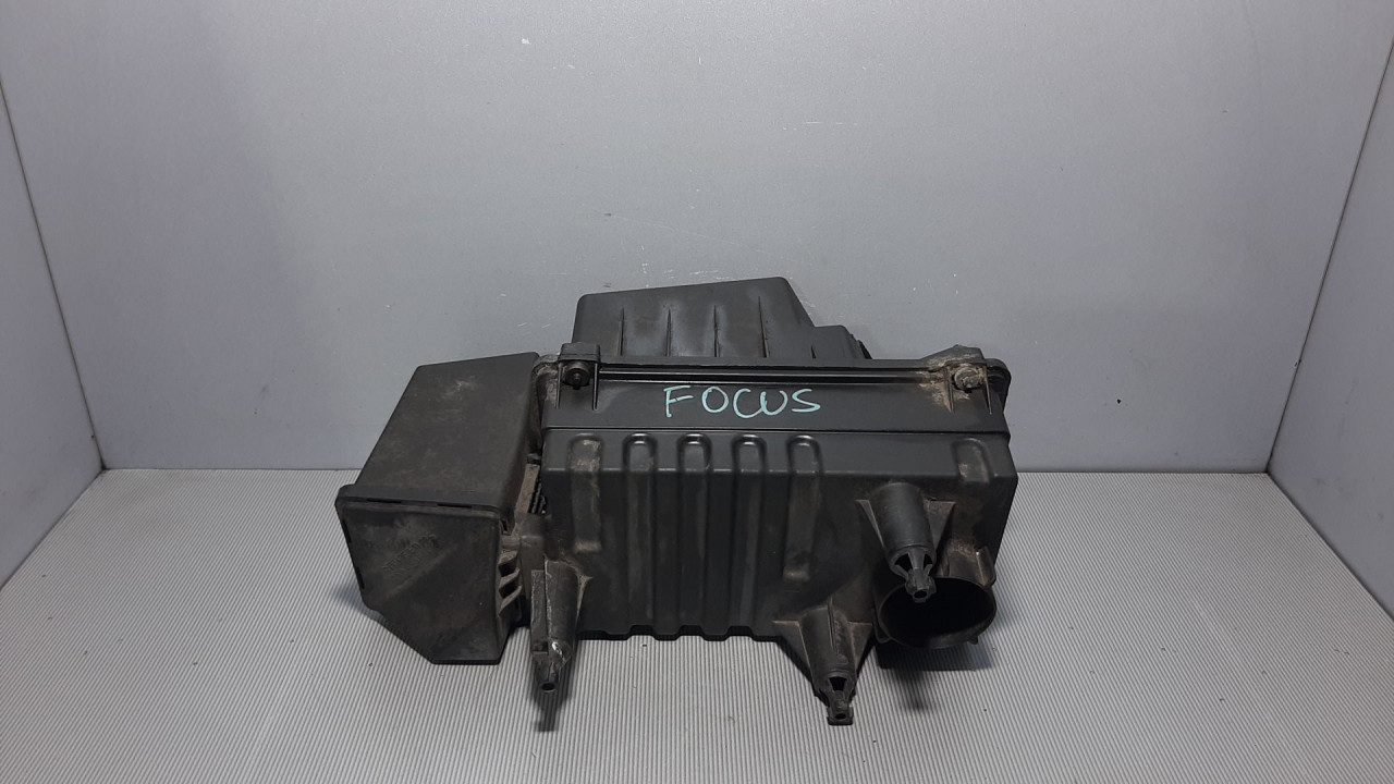 KUCISTE FILTERA ZRAKA FORD FOCUS > 01-05 2S419600BB