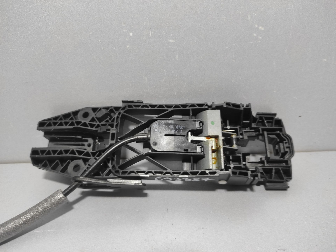 RUCKA VRATA AUDI A3 (8VF/8VK) > 16- 8V0839885