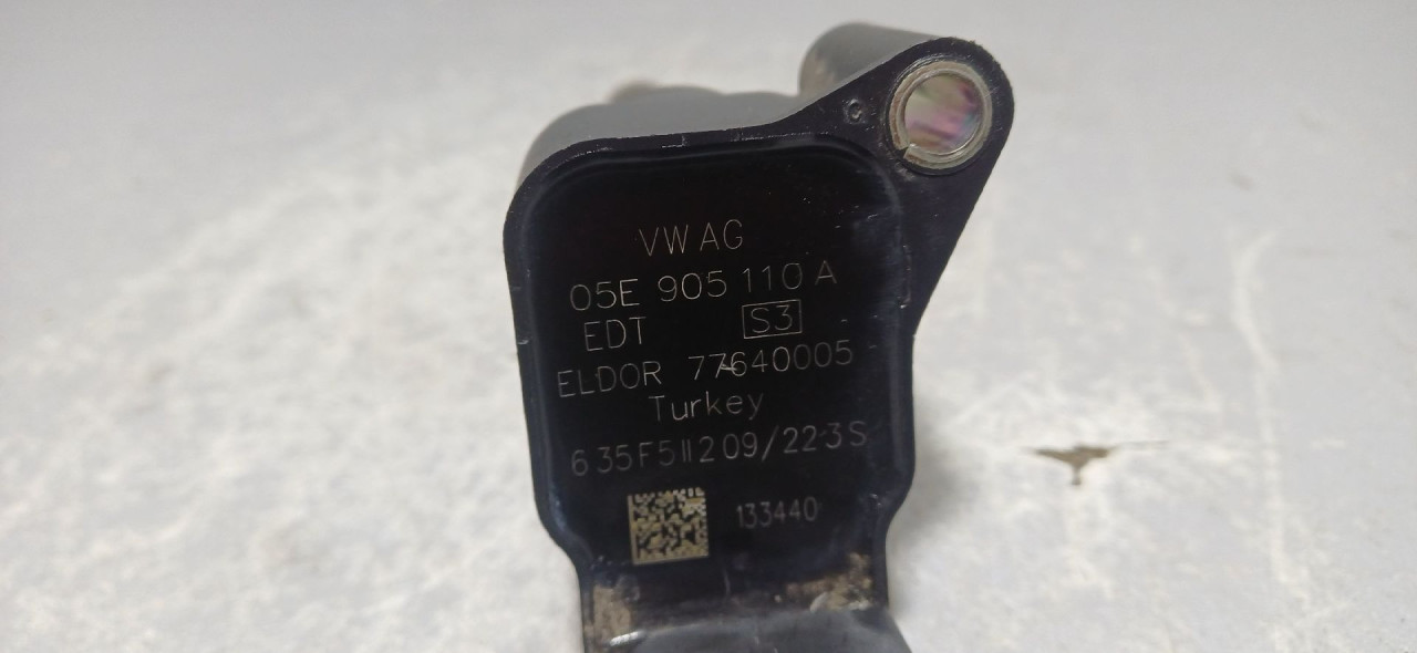 BOMBINA SKODA KAROQ > 17- 05E905110A 77640005