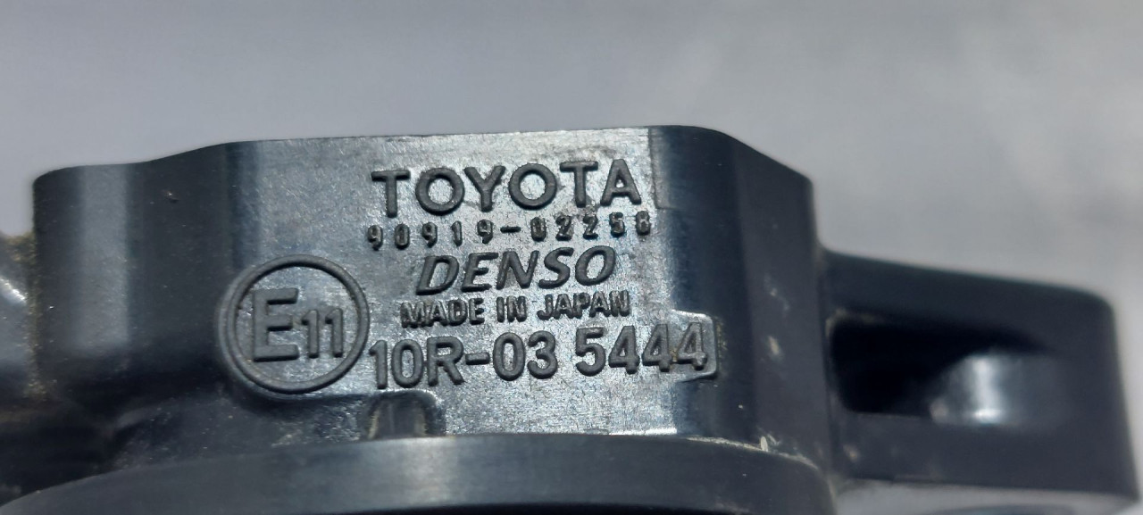 DIJELOVI BOMBINA TOYOTA PRIUS > 12-15 9091902258