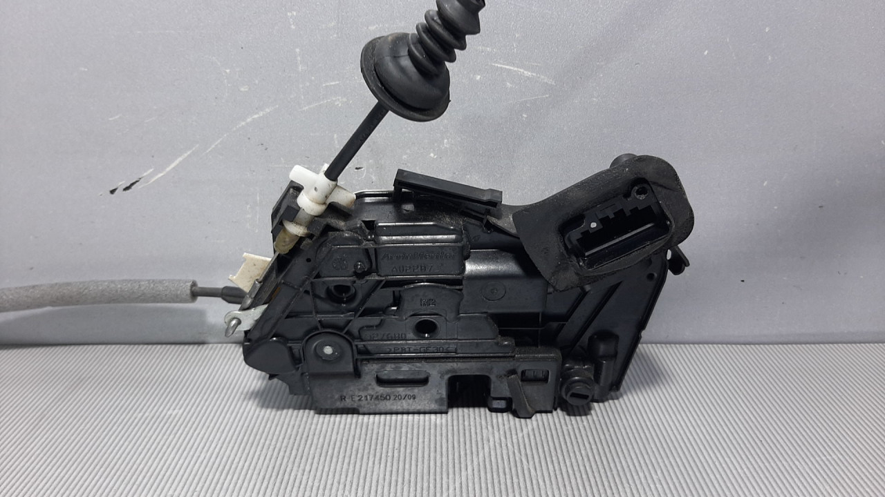 DIJELOVI BRAVA VRATA VW POLO > 09-14 5K4839016F
