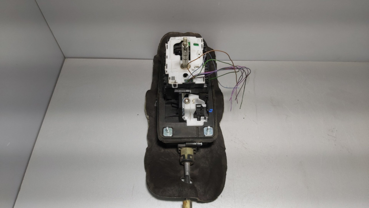 DIJELOVI SALTEBLA AUDI A6 4G > 11-14 4G1713041AK