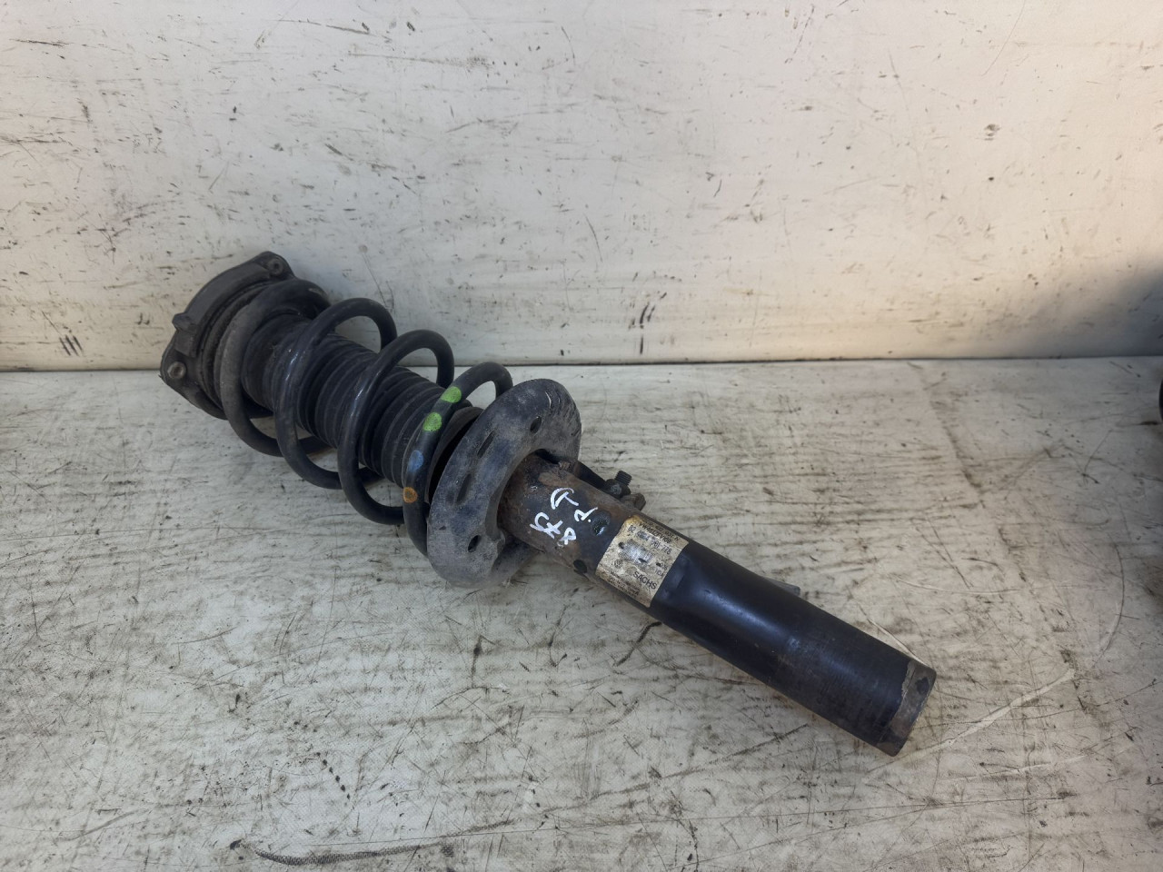 DIJELOVI AMORTIZER VW PASSAT B6 > 05-10 3C0413031N