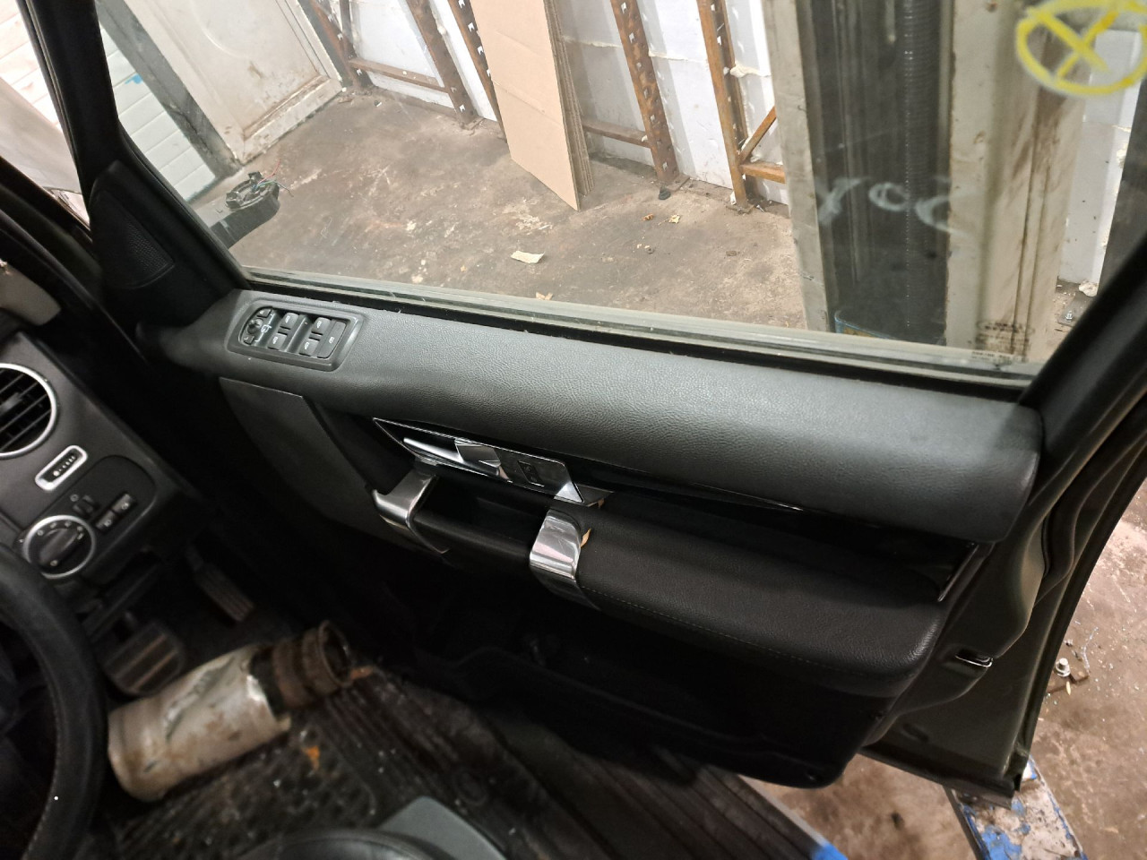 DIJELOVI VRATA LAND ROVER DISCOVERY > 14-15