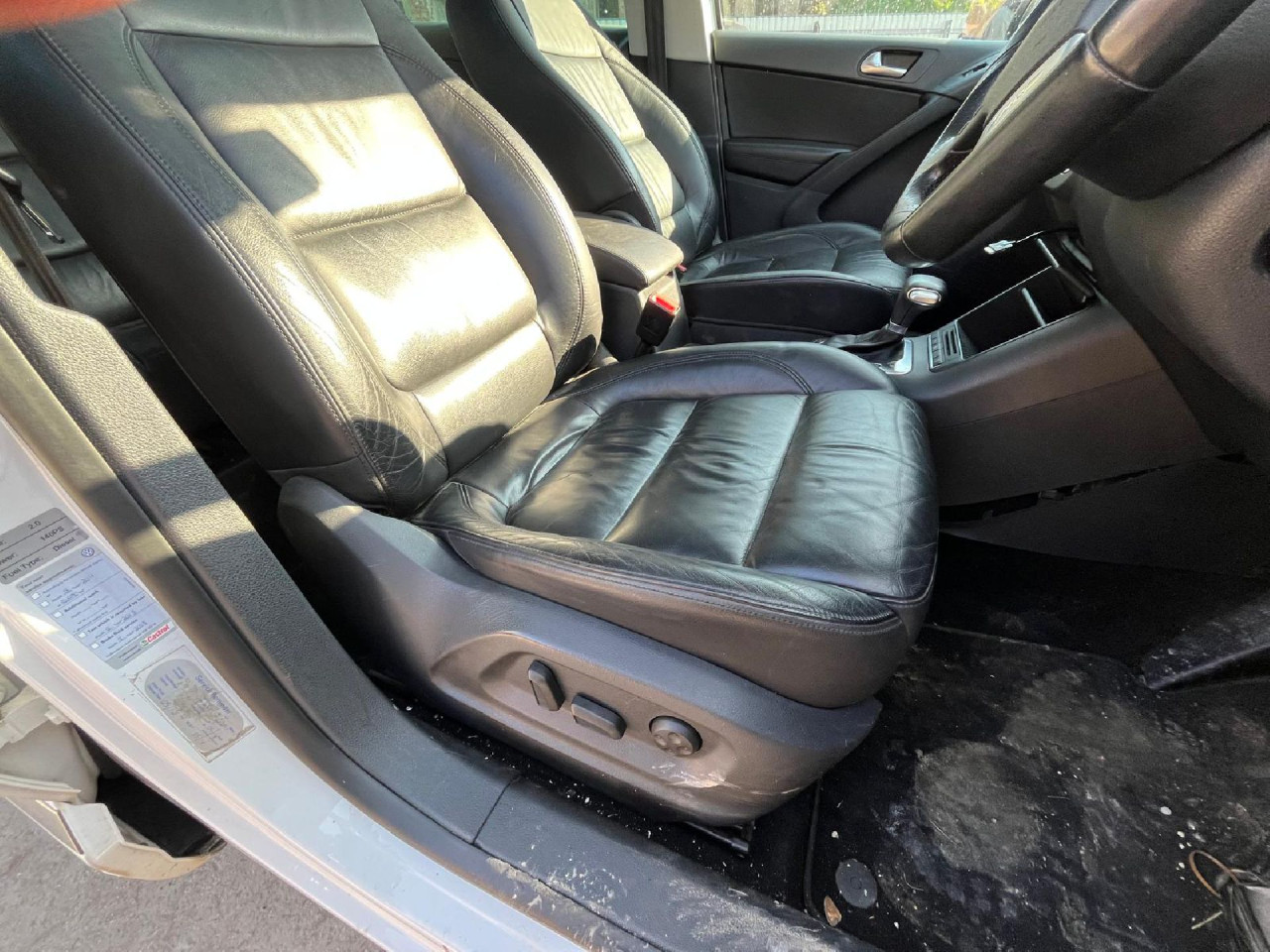DIJELOVI SJEDISTA VW TIGUAN > 07-11 2.0