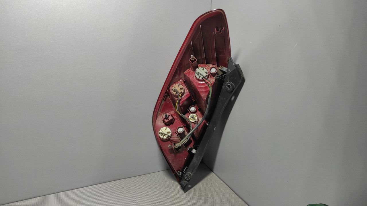 STOP SVJETLO HYUNDAI I20 > 08-12 924021J000