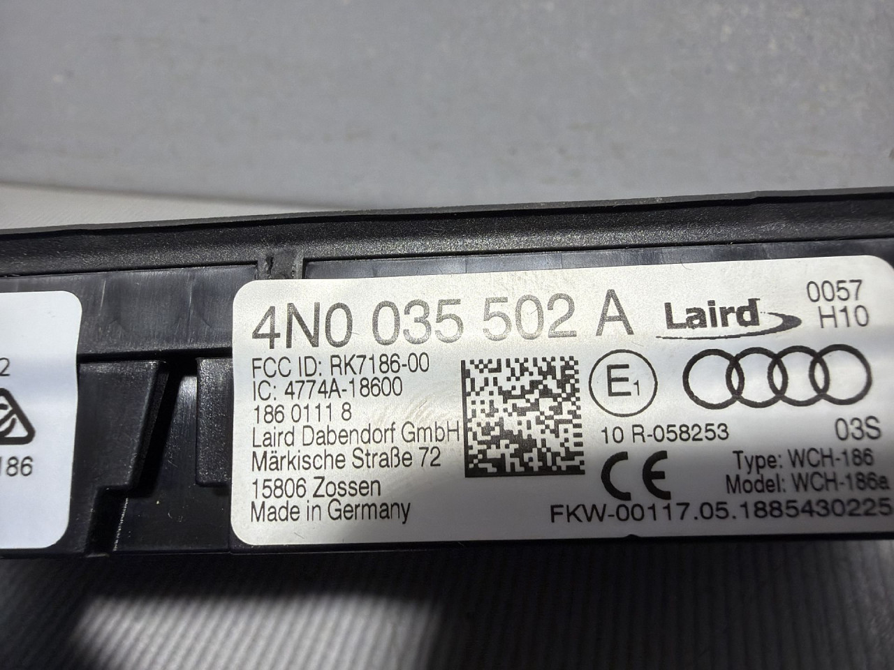 DIJELOVI ELEKTRONIKA MODUL VW TOUAREG > 18- 3.0 4N0035502A