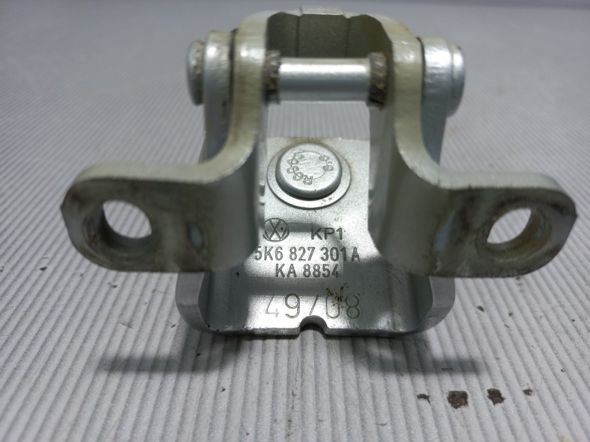 BAGLAMA GEPEKA VW GOLF 6 > 08-12 5K6827301A
