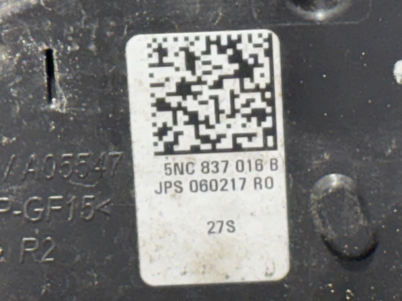 DIJELOVI BRAVA VRATA VW TIGUAN > 16-20 5NC837016B