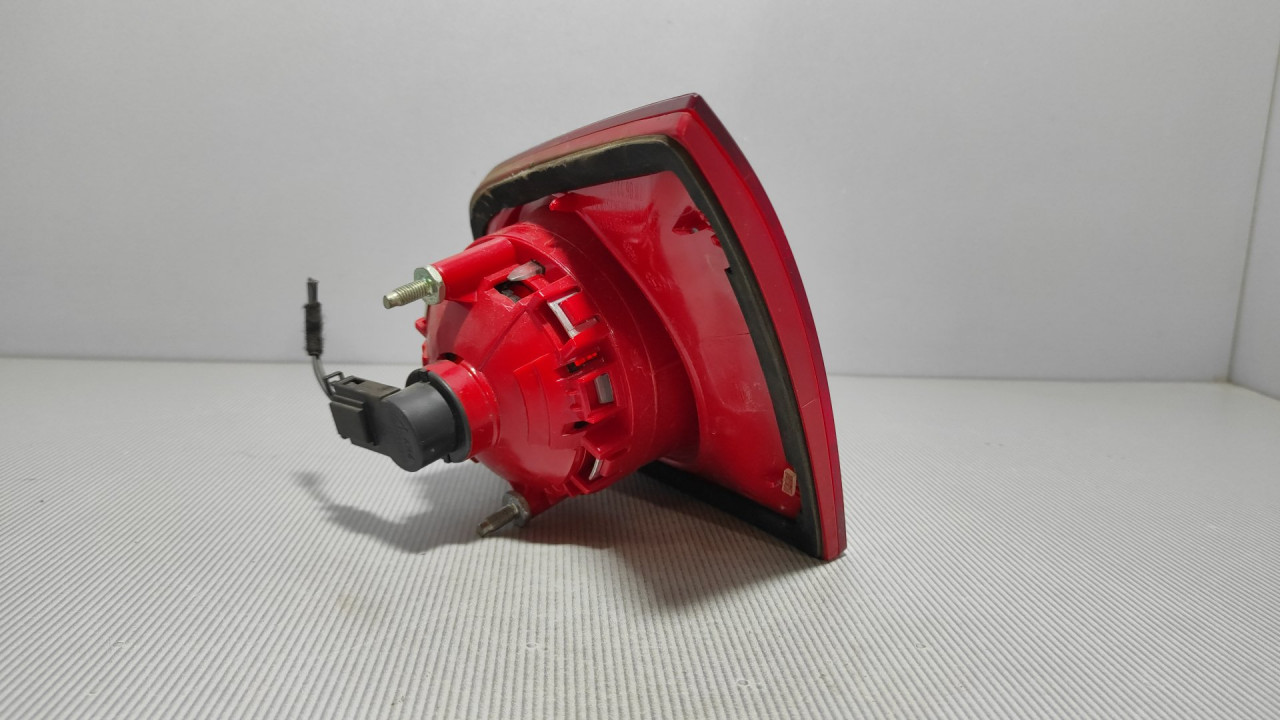 STOP SVJETLO VW PASSAT B6 > 05-10 3C9945093