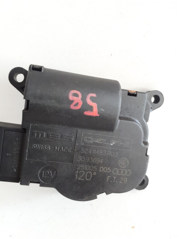 DIJELOVI MOTORIC VENTILATORA VW TOUAREG > 02-06 52411483R03