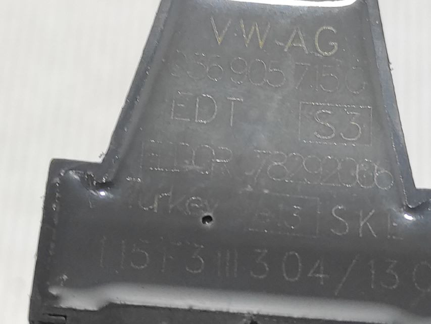 DIJELOVI BOMBINA VW PASSAT B7 > 10-14 036905715G