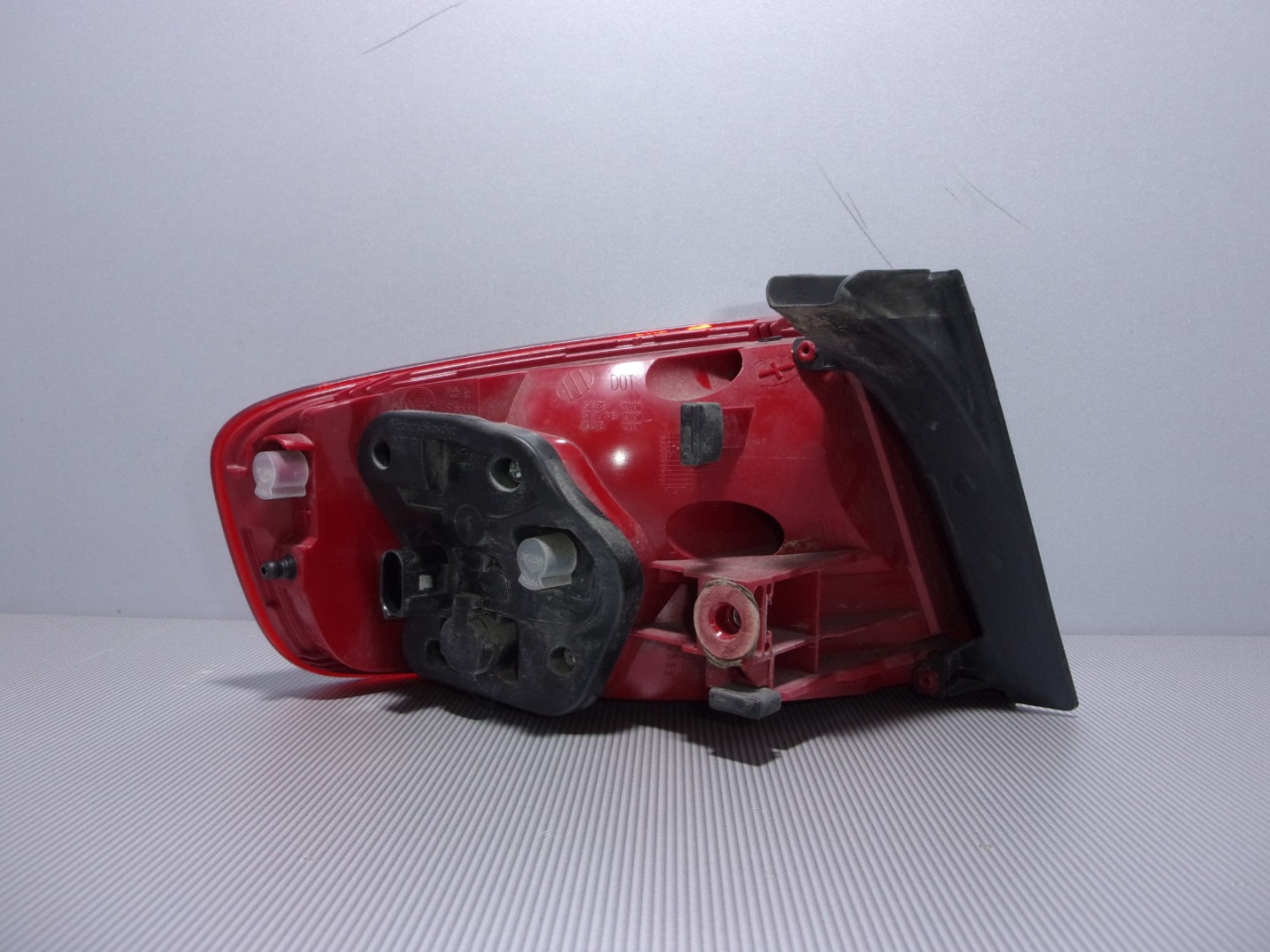 STOP SVJETLO AUDI A4 (B8) > 07-11 8K5945096