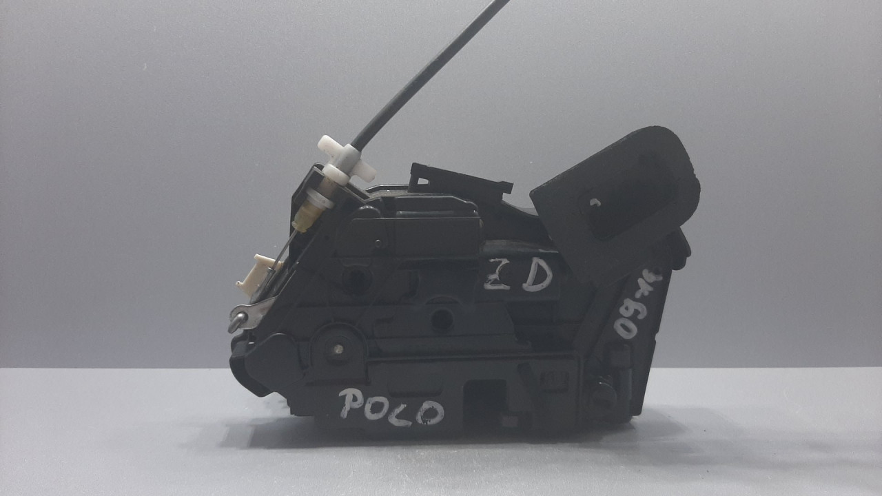 DIJELOVI BRAVA VRATA VW POLO > 09-14 6R4839016