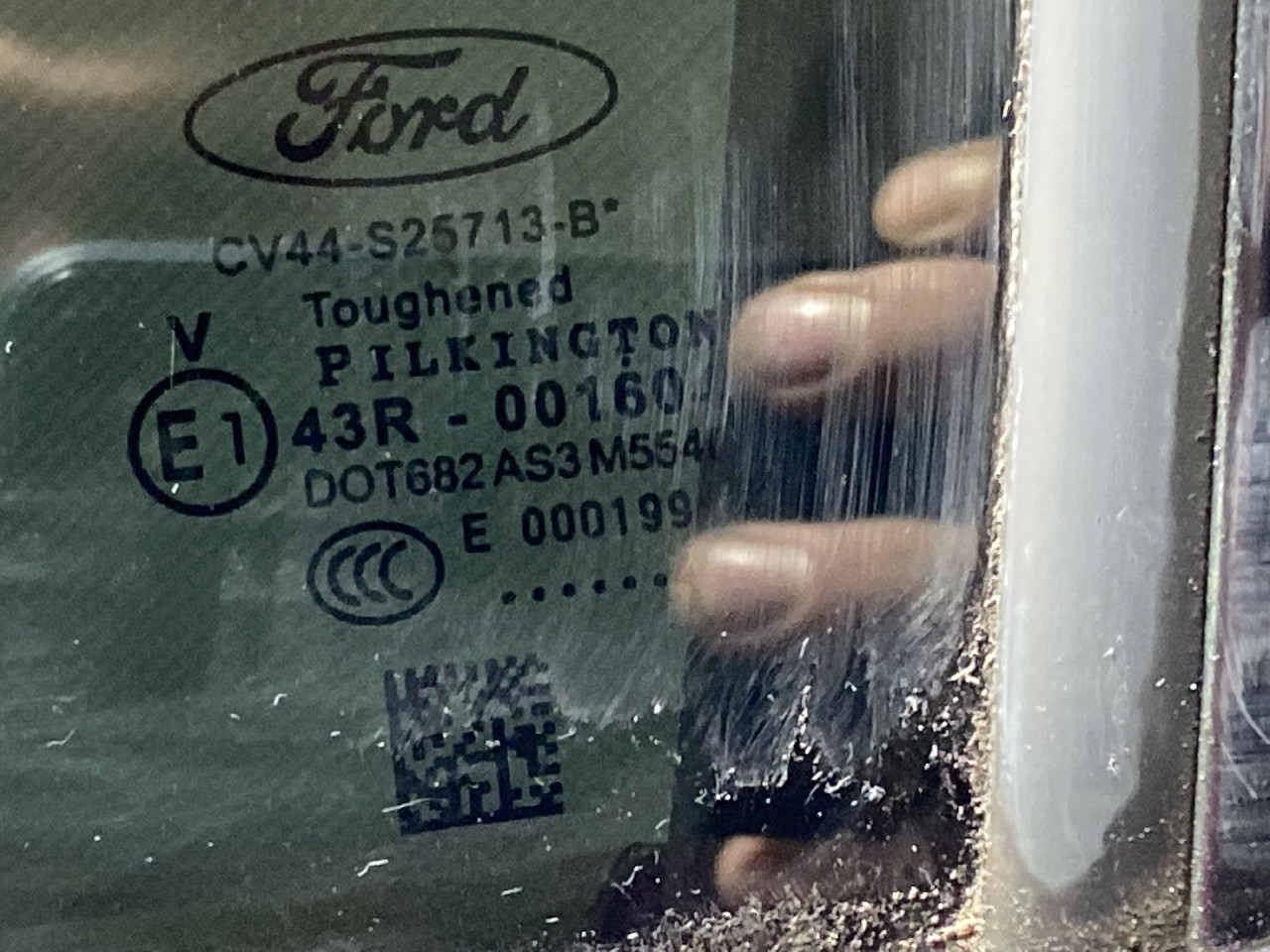DIJELOVI STAKLO FORD KUGA > 13-16