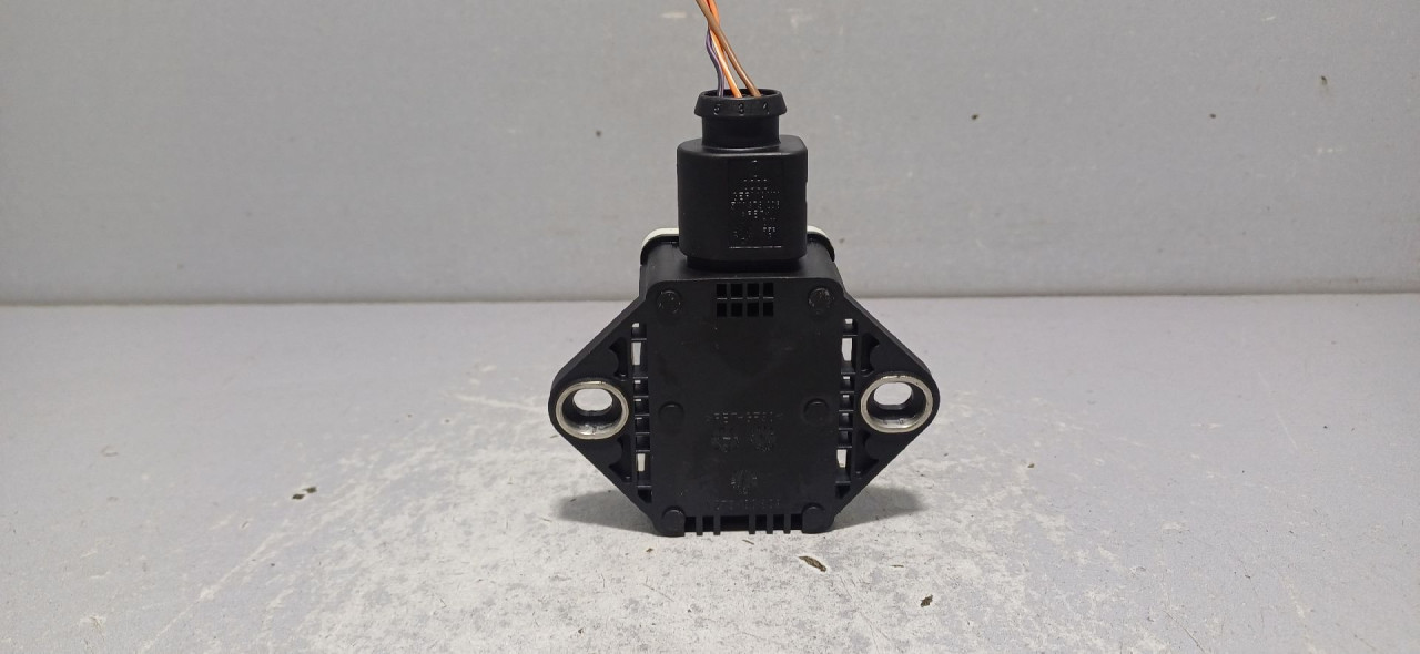 ELEKTRONIKA ESP AUDI A4 (B8) > 12-15 8R0907637B