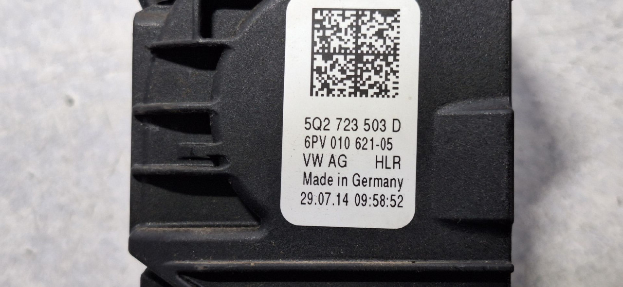 DIJELOVI PAPUCICA GASA VW GOLF 7 > 12-16 5Q2723503D