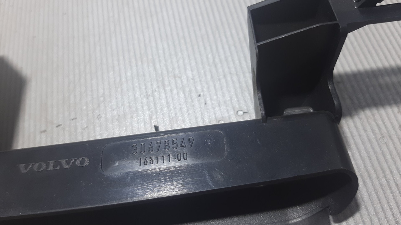 TRECE STOP SVJETLO VOLVO V70 > 08-11 30678549