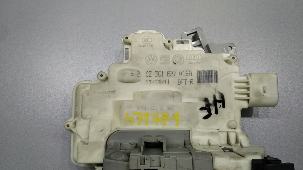 BRAVA VRATA VW PASSAT B7 > 10-14 3C1837016A