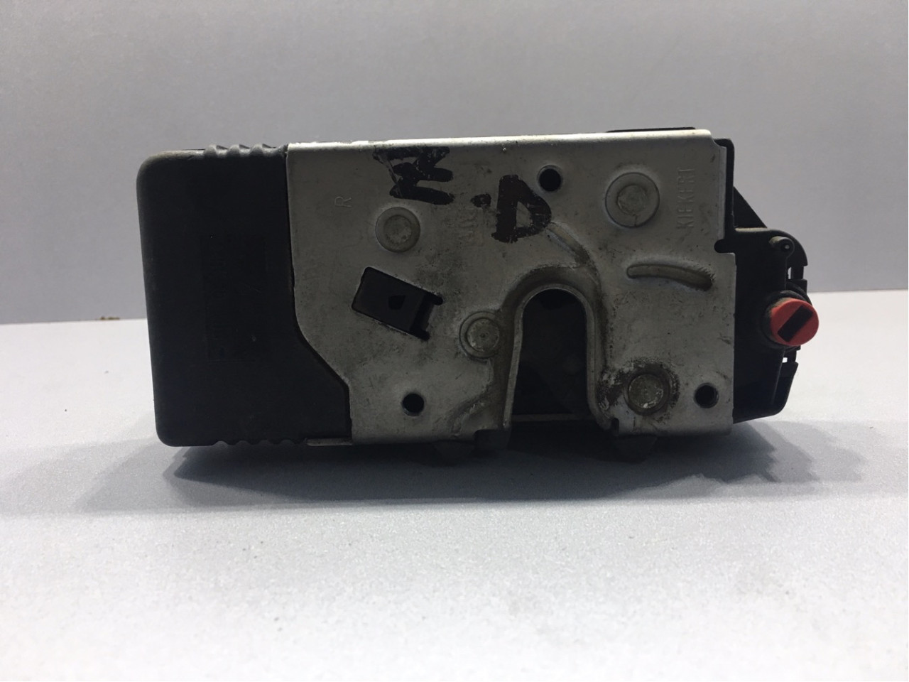 DIJELOVI BRAVA VRATA OPEL ZAFIRA > 99-05 24414135