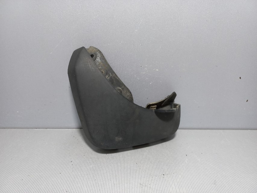 POKLOPAC NA BLATOBRANU AUDI A3 > 03-08 8P5075101