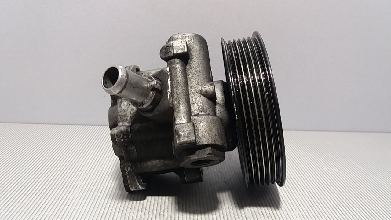 SERVO PUMPA FORD GALAXY > 00-05 038145255B
