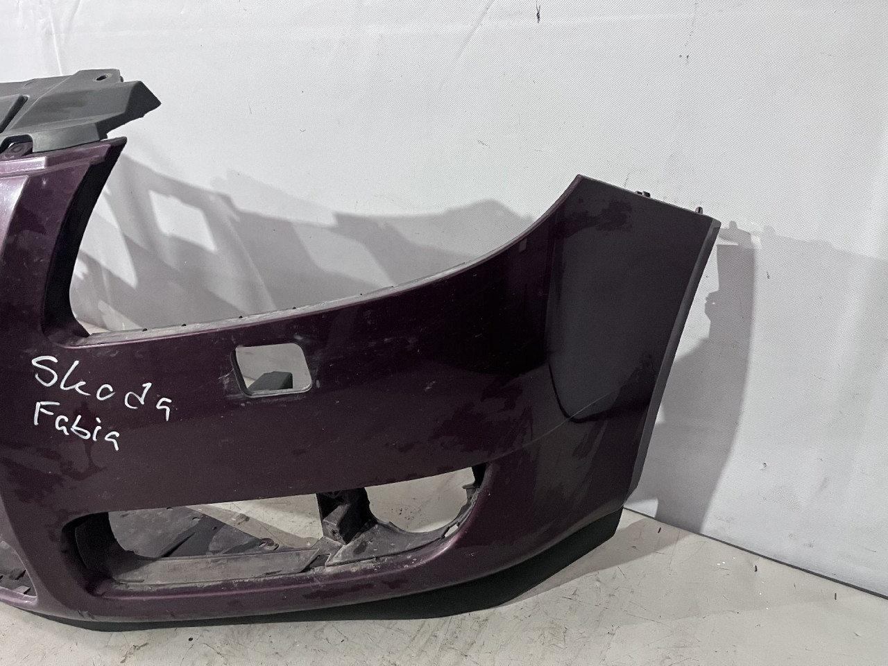 DIJELOVI BRANIK SKODA FABIA > 07-10 5J0807221