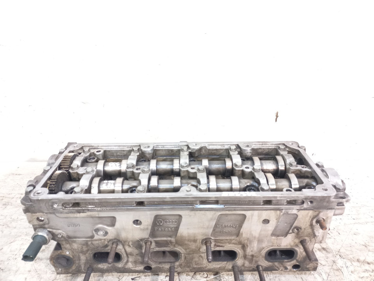 DIJELOVI DEKLO VW PASSAT B7 > 10-14 03L103286A