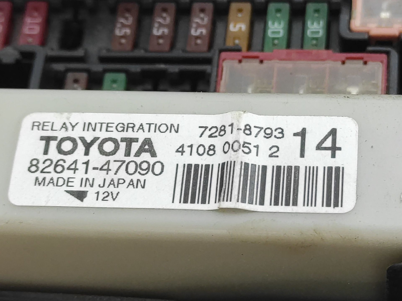 ELEKTRONIKA KUTIJA OSIGURACA TOYOTA PRIUS > 12-15 82641