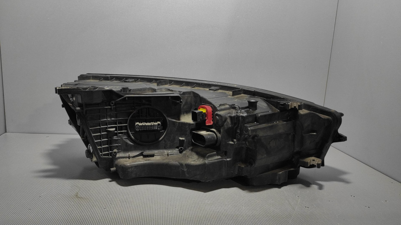 DIJELOVI FAR OSTECEN AUDI A7 > 16- 4G8941035