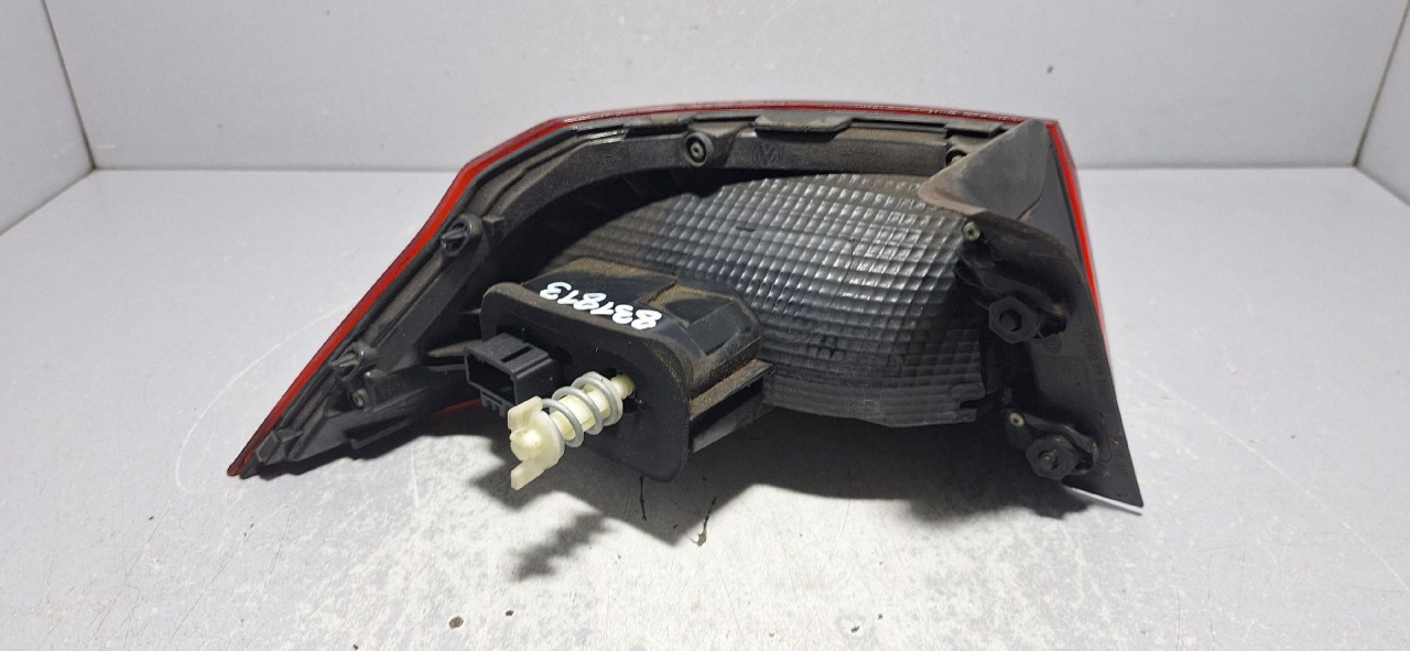 STOP SVJETLO VW PASSAT B8 > 14-19 3G5945096F