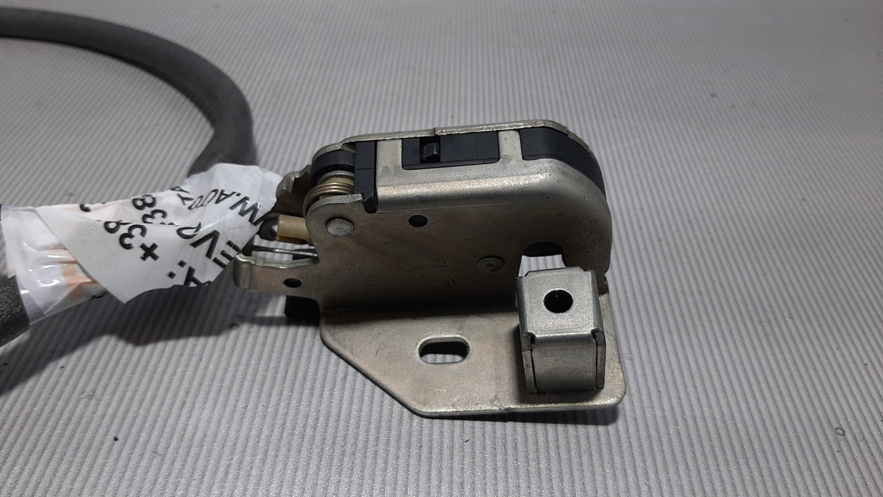 DIJELOVI BRAVA VRATA MERCEDES SPRINTER > 06-13 A9067400035