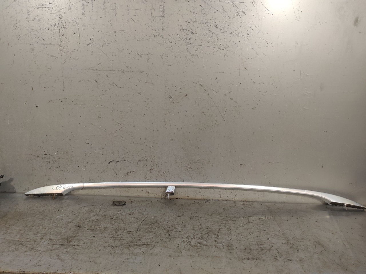 KROVNI NOSAC VW PASSAT B6 > 05-10 3C9860033