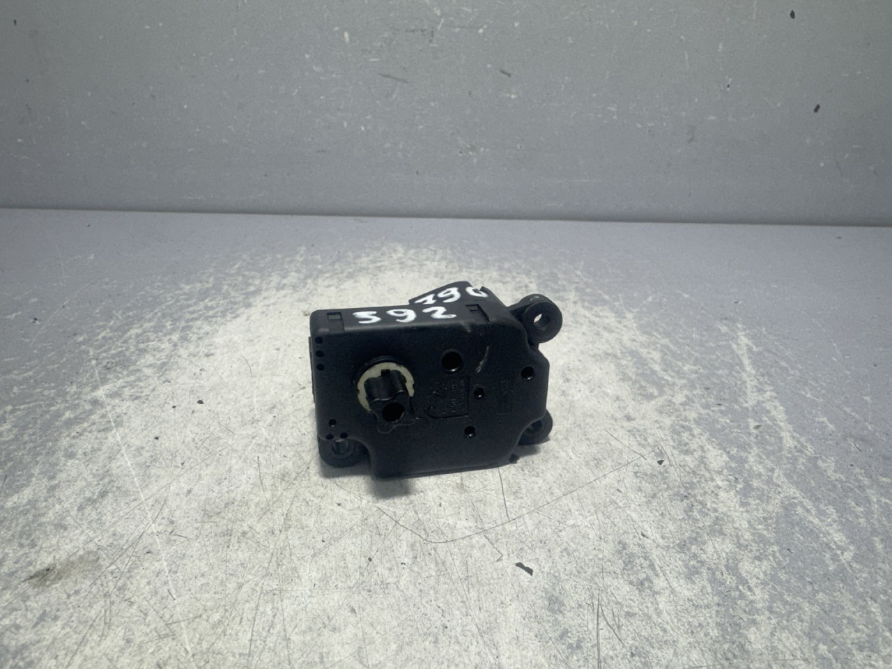 DIJELOVI MOTORIC KLAPNE OPEL INSIGNIA > 09-13 2.0 52433779R0